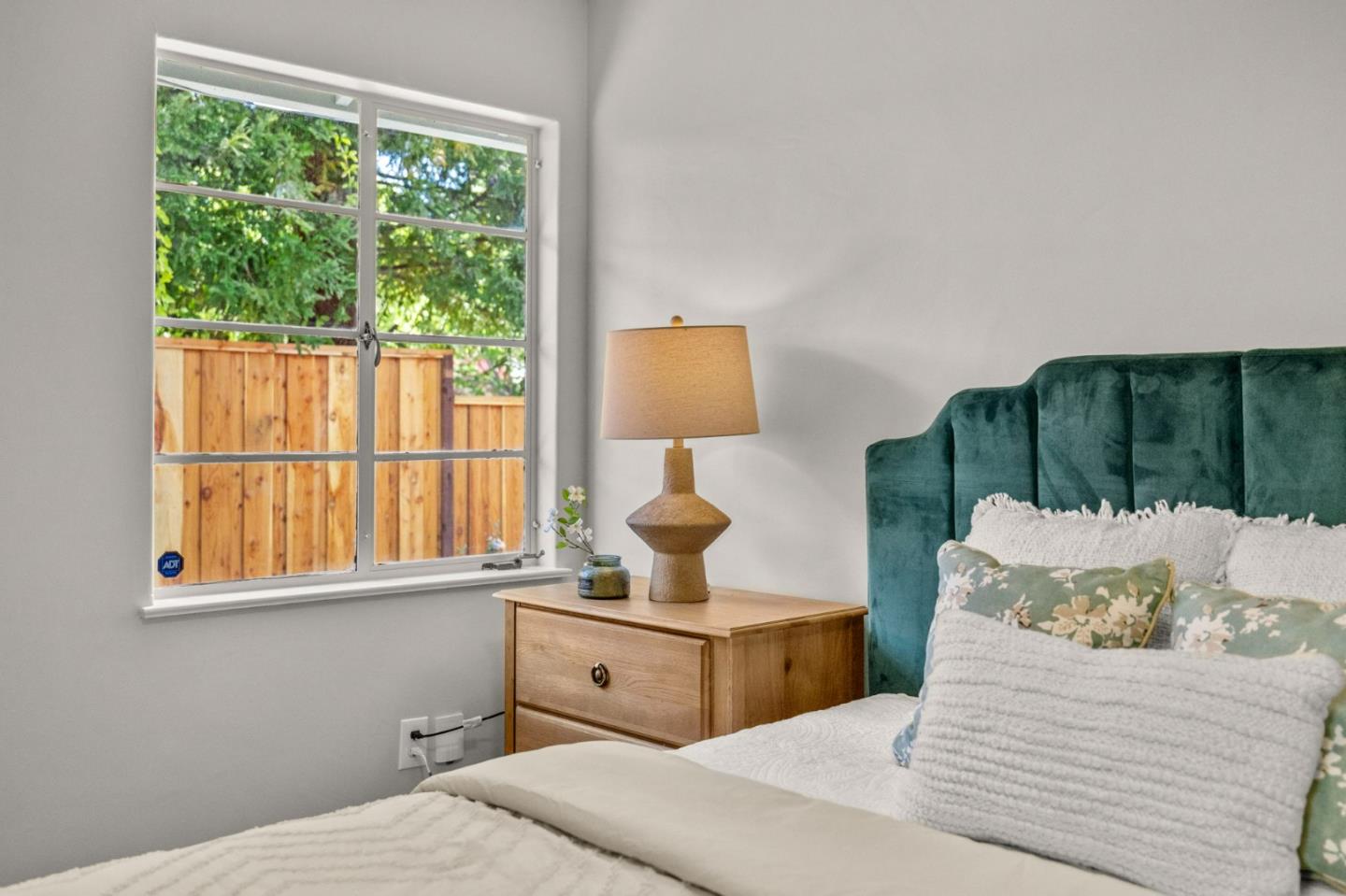 Detail Gallery Image 41 of 86 For 678 Chimalus Dr, Palo Alto,  CA 94306 - 3 Beds | 2 Baths