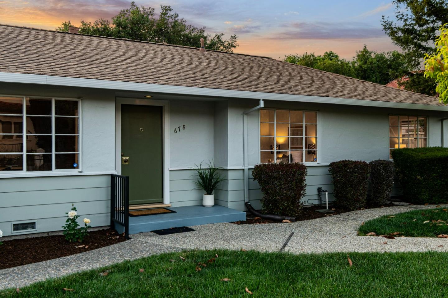 Detail Gallery Image 7 of 86 For 678 Chimalus Dr, Palo Alto,  CA 94306 - 3 Beds | 2 Baths