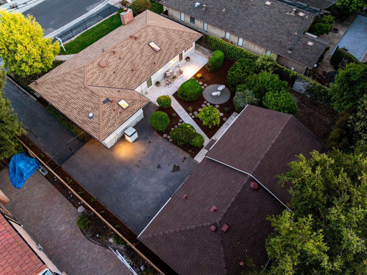 Detail Gallery Image 85 of 86 For 678 Chimalus Dr, Palo Alto,  CA 94306 - 3 Beds | 2 Baths