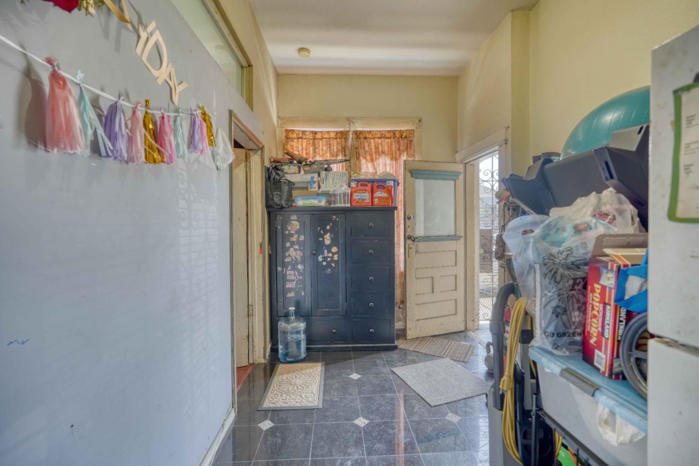 Detail Gallery Image 13 of 47 For 1887 Oakdale Ave, San Francisco,  CA 94124 - – Beds | – Baths