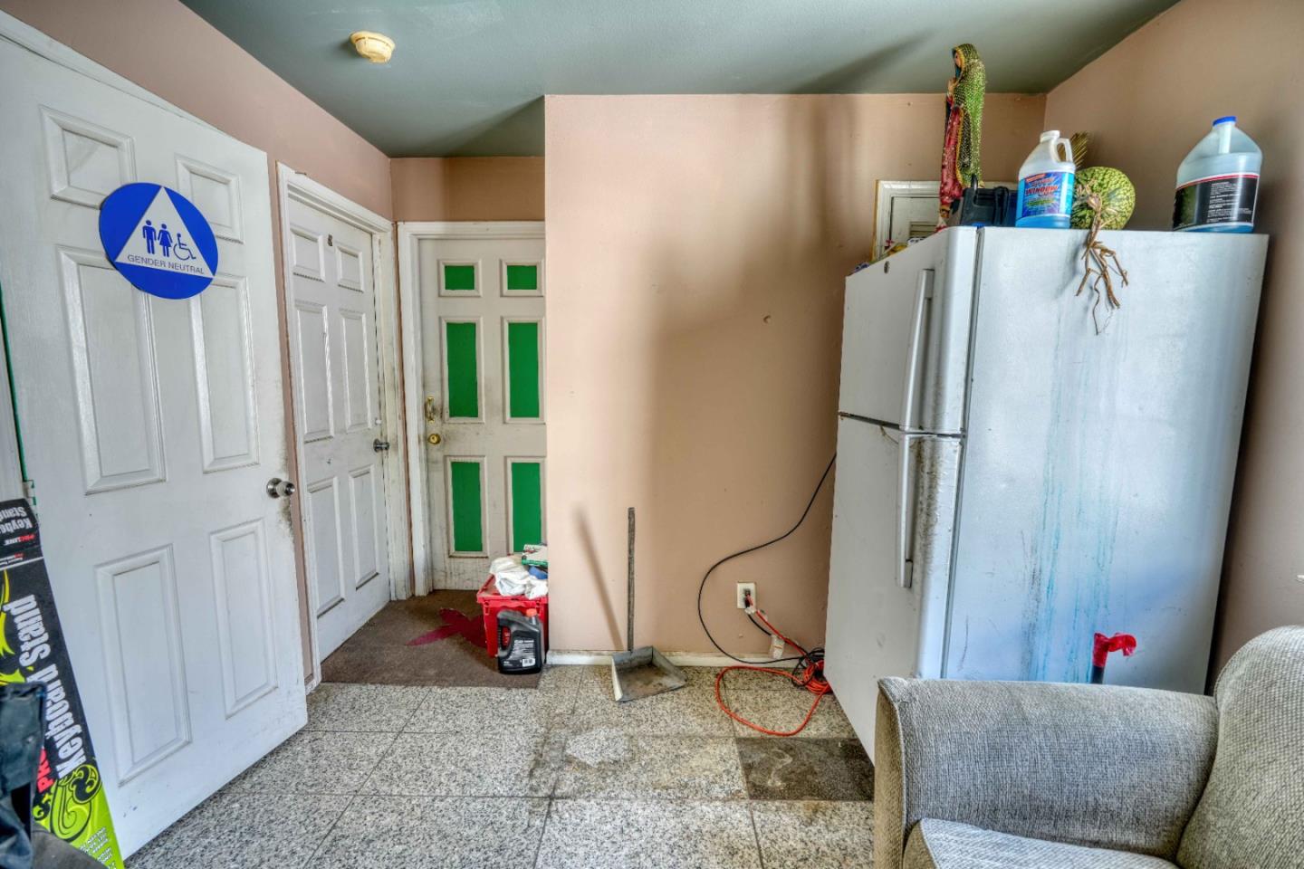 Detail Gallery Image 38 of 47 For 1887 Oakdale Ave, San Francisco,  CA 94124 - – Beds | – Baths