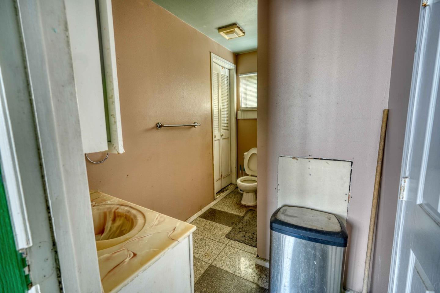 Detail Gallery Image 39 of 47 For 1887 Oakdale Ave, San Francisco,  CA 94124 - – Beds | – Baths