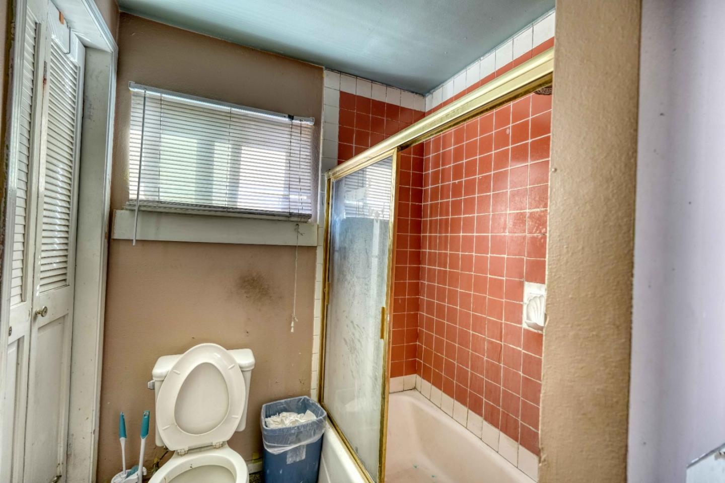 Detail Gallery Image 40 of 47 For 1887 Oakdale Ave, San Francisco,  CA 94124 - – Beds | – Baths