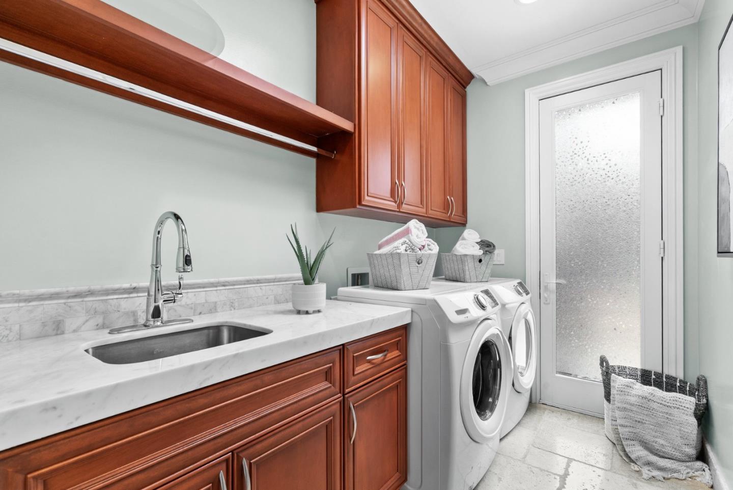 Detail Gallery Image 31 of 57 For 12805 Pierce Rd, Saratoga,  CA 95070 - 6 Beds | 5/1 Baths