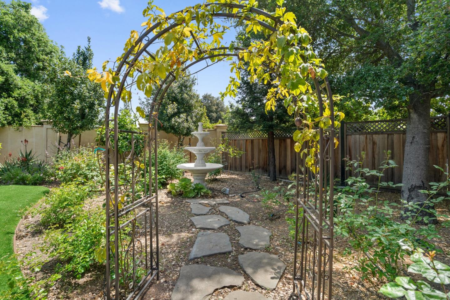 Detail Gallery Image 53 of 57 For 12805 Pierce Rd, Saratoga,  CA 95070 - 6 Beds | 5/1 Baths