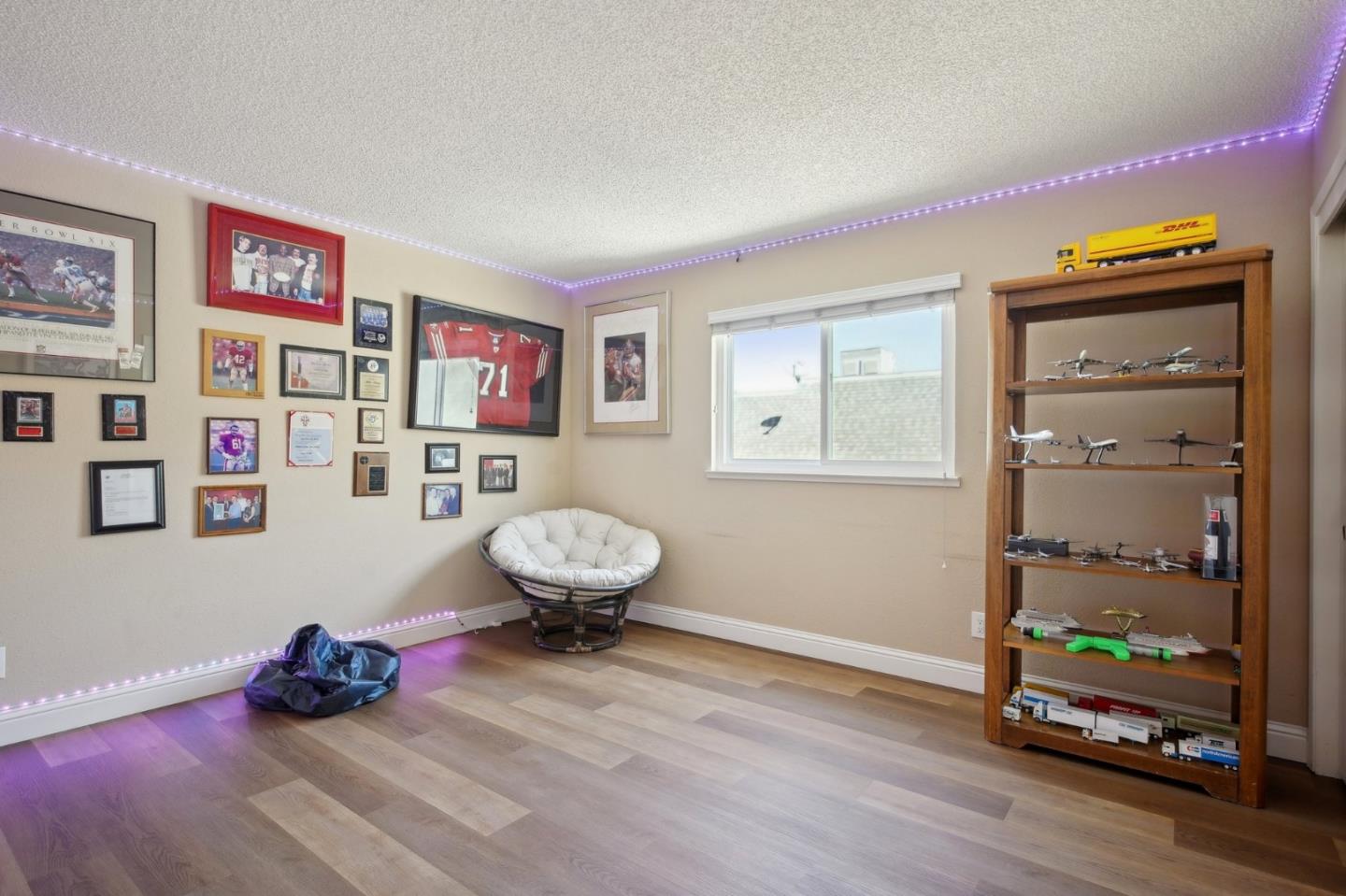 Detail Gallery Image 5 of 10 For 101 Portola Way #7,  Tracy,  CA 95376 - 3 Beds | 2 Baths