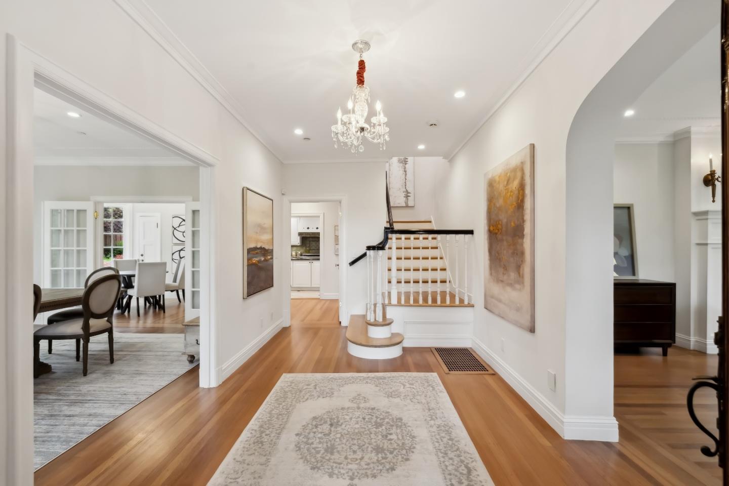 Detail Gallery Image 10 of 44 For 2301 Oakdale Rd, Hillsborough,  CA 94010 - 5 Beds | 4/1 Baths