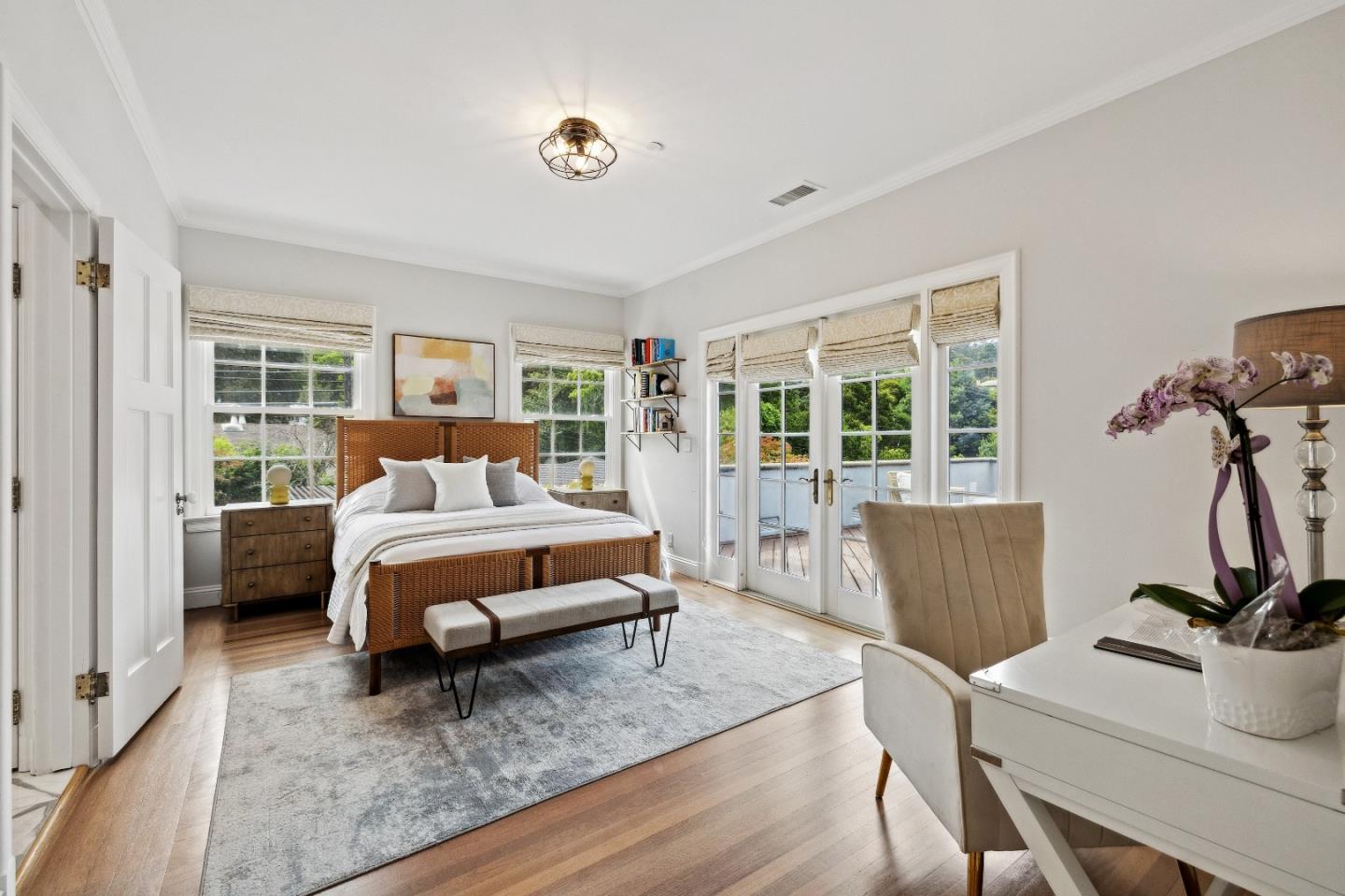 Detail Gallery Image 31 of 44 For 2301 Oakdale Rd, Hillsborough,  CA 94010 - 5 Beds | 4/1 Baths