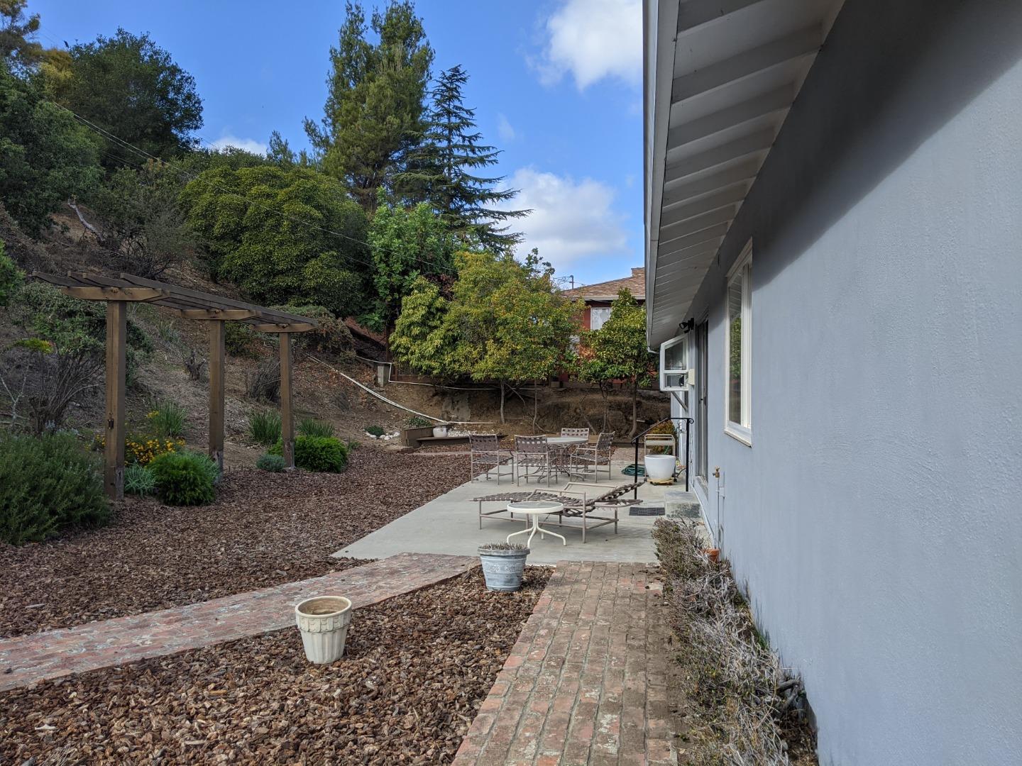 Detail Gallery Image 15 of 21 For 927 W 31st Ave, San Mateo,  CA 94403 - 3 Beds | 2 Baths