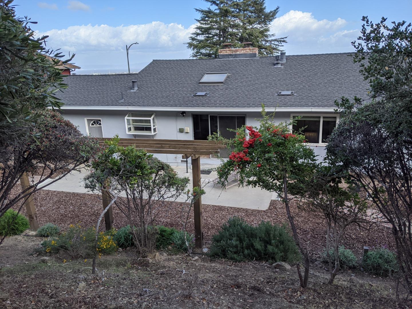 Detail Gallery Image 17 of 21 For 927 W 31st Ave, San Mateo,  CA 94403 - 3 Beds | 2 Baths