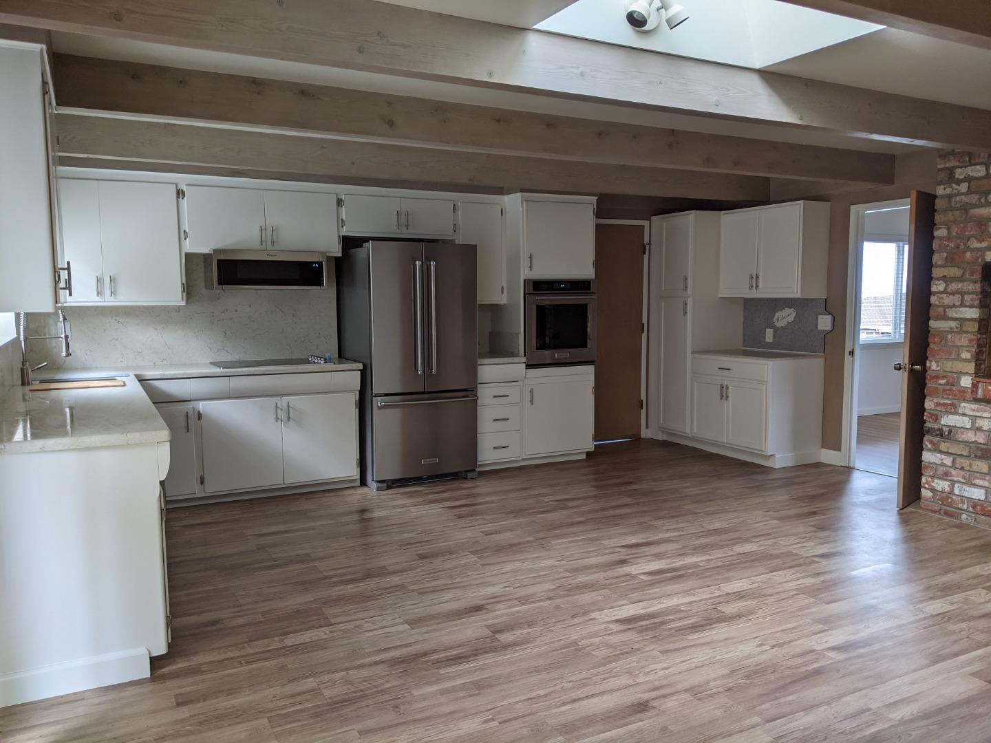 Detail Gallery Image 9 of 21 For 927 W 31st Ave, San Mateo,  CA 94403 - 3 Beds | 2 Baths