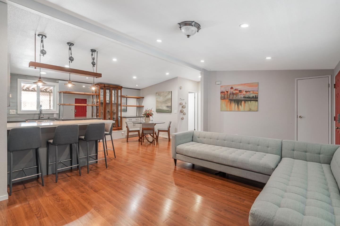 Detail Gallery Image 4 of 26 For 1350 Oakland Rd #152,  San Jose,  CA 95112 - 3 Beds | 2 Baths