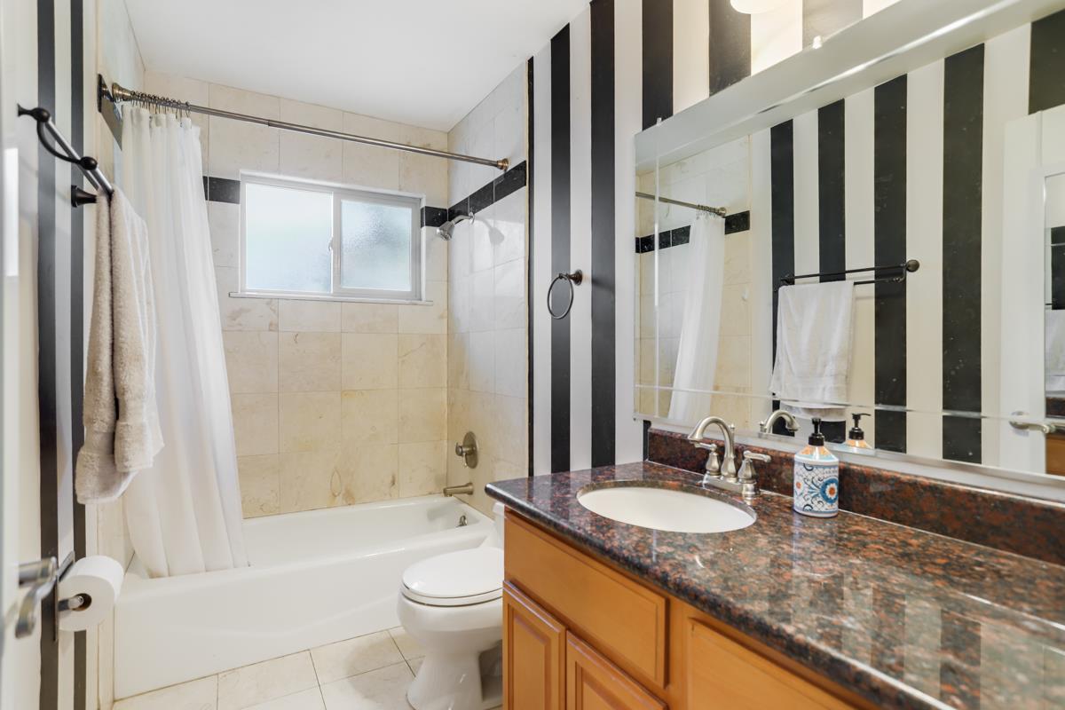Detail Gallery Image 13 of 28 For 3457 Forbes Ave, Santa Clara,  CA 95051 - 5 Beds | 3 Baths