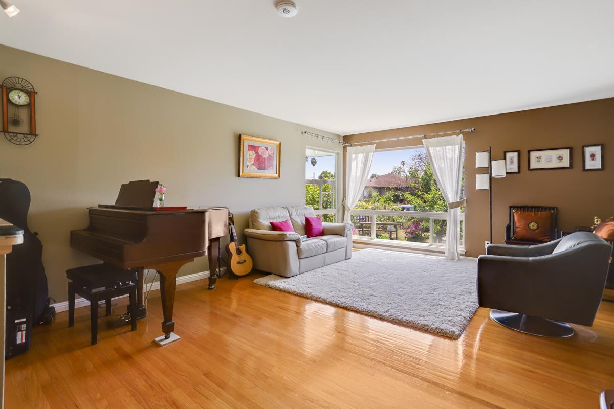 Detail Gallery Image 5 of 28 For 3457 Forbes Ave, Santa Clara,  CA 95051 - 5 Beds | 3 Baths