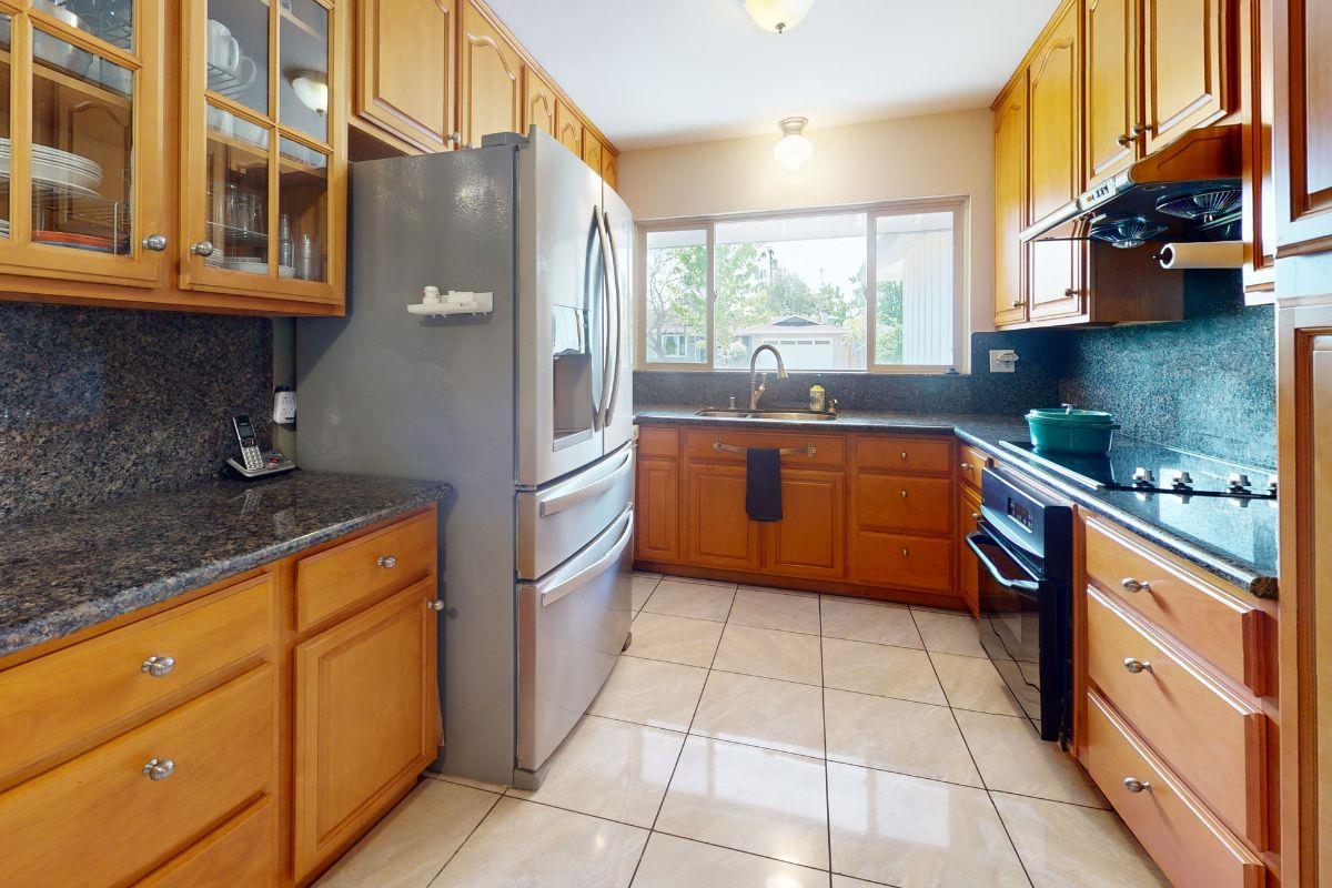 Detail Gallery Image 6 of 28 For 3457 Forbes Ave, Santa Clara,  CA 95051 - 5 Beds | 3 Baths