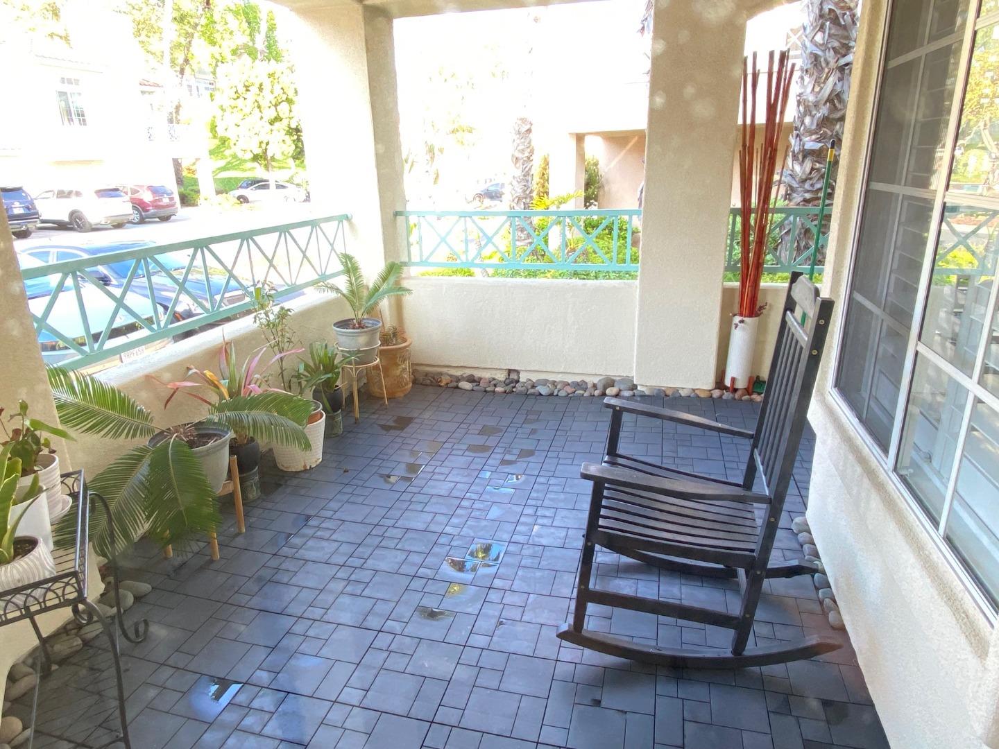 Detail Gallery Image 13 of 16 For 12670 Springbrook Dr #C,  San Diego,  CA 92128 - 2 Beds | 2 Baths