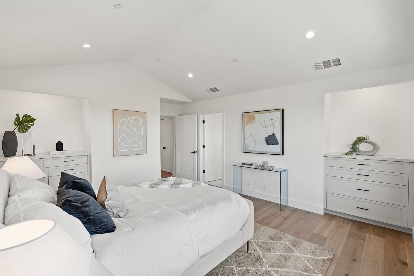Detail Gallery Image 20 of 45 For 310 W 39th Ave, San Mateo,  CA 94403 - 4 Beds | 3/1 Baths