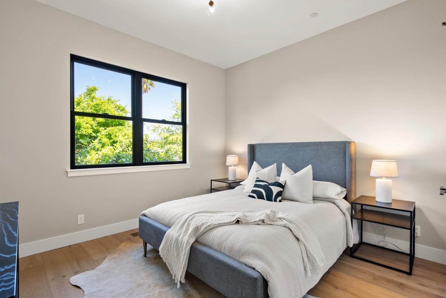 Detail Gallery Image 23 of 45 For 310 W 39th Ave, San Mateo,  CA 94403 - 4 Beds | 3/1 Baths