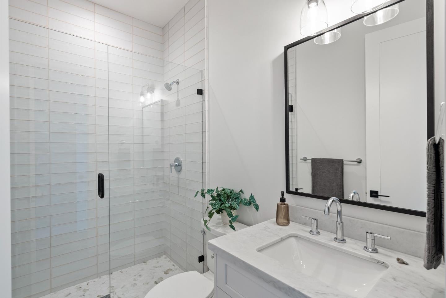 Detail Gallery Image 31 of 45 For 310 W 39th Ave, San Mateo,  CA 94403 - 4 Beds | 3/1 Baths