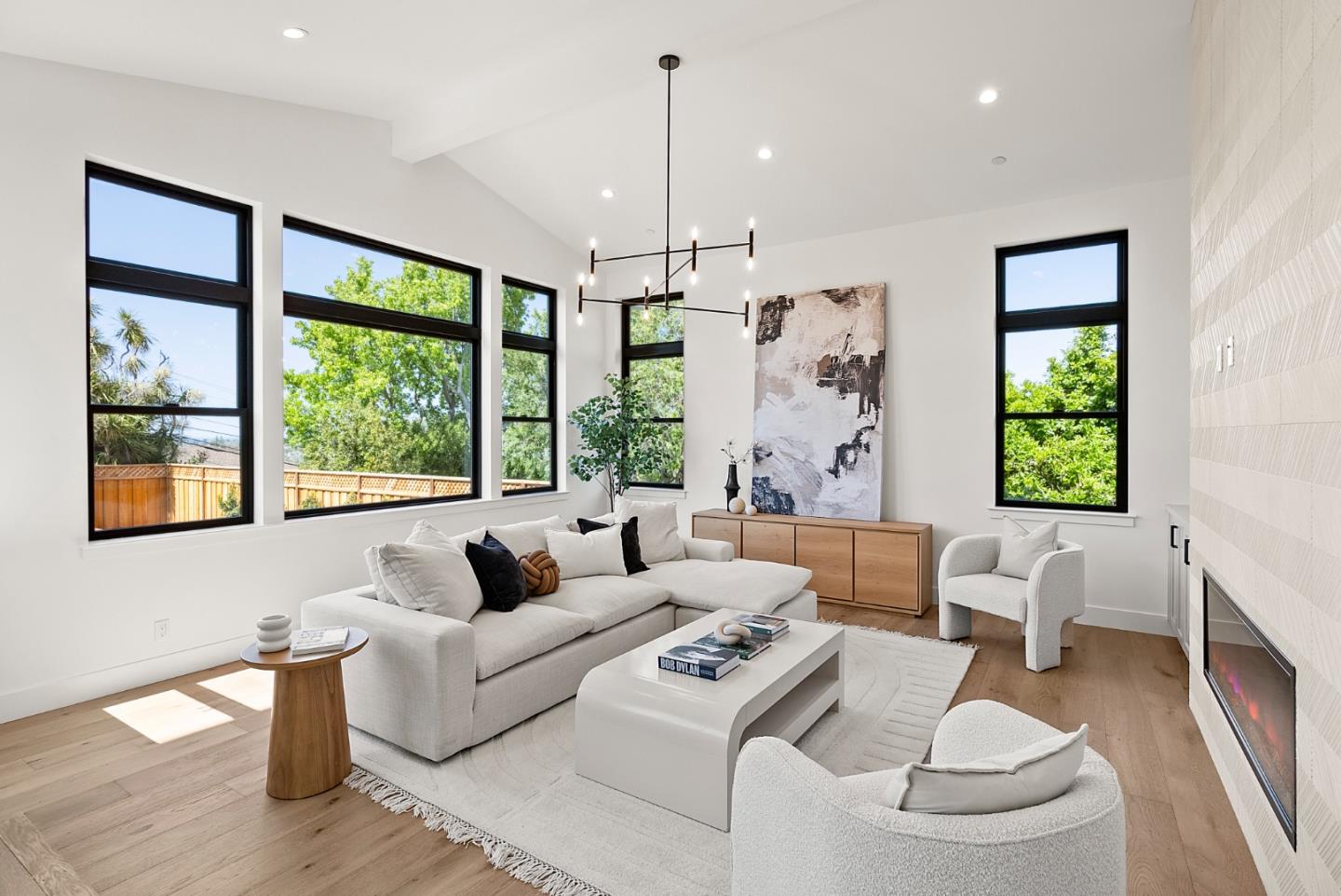 Detail Gallery Image 5 of 45 For 310 W 39th Ave, San Mateo,  CA 94403 - 4 Beds | 3/1 Baths