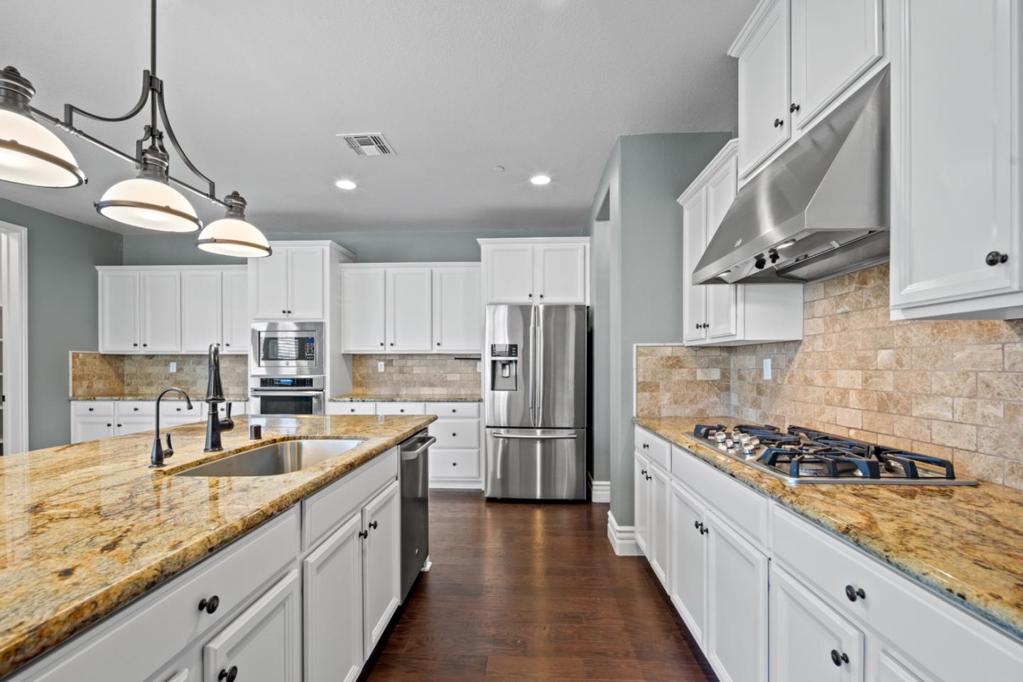 Detail Gallery Image 20 of 40 For 18270 Caldwell St, East Garrison,  CA 93933 - 4 Beds | 2/1 Baths