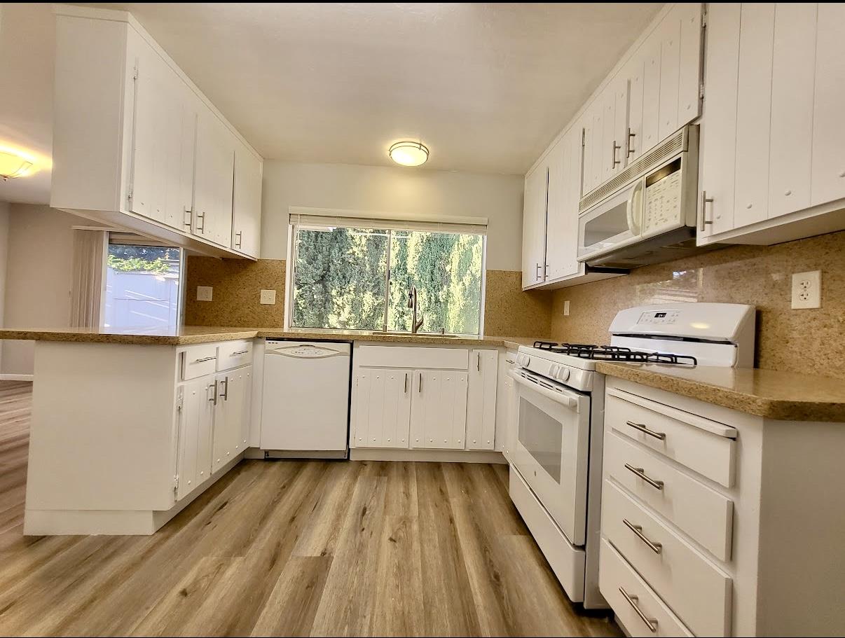 Detail Gallery Image 5 of 19 For 51 Jim Elder Dr, Campbell,  CA 95008 - 4 Beds | 2 Baths