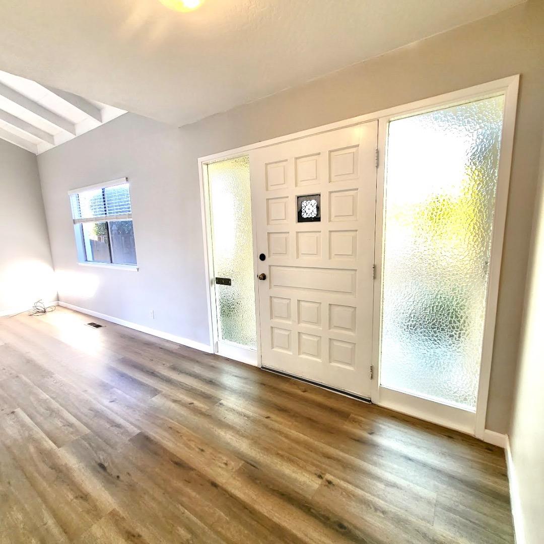 Detail Gallery Image 9 of 19 For 51 Jim Elder Dr, Campbell,  CA 95008 - 4 Beds | 2 Baths