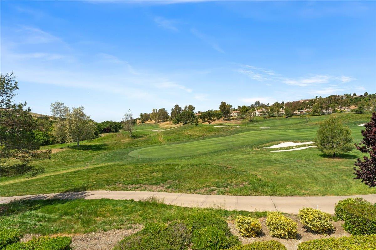 Detail Gallery Image 11 of 22 For 6141 Country Club Pkwy, San Jose,  CA 95138 - 2 Beds | 2 Baths