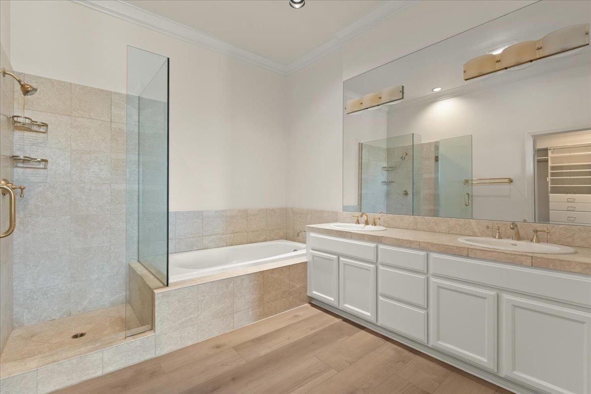 Detail Gallery Image 13 of 22 For 6141 Country Club Pkwy, San Jose,  CA 95138 - 2 Beds | 2 Baths