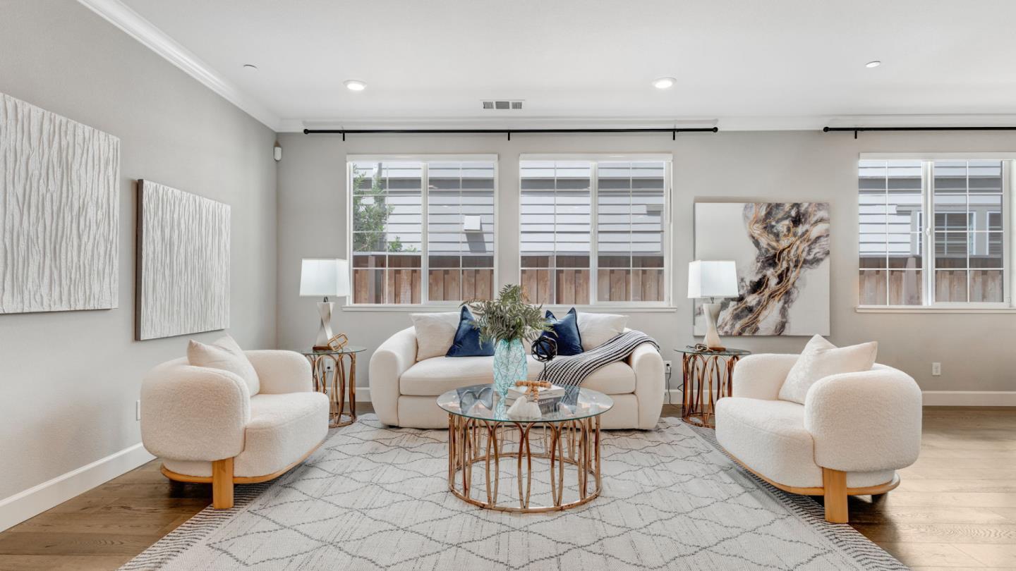 Detail Gallery Image 2 of 62 For 33912 Horseshoe Loop, Fremont,  CA 94555 - 4 Beds | 3 Baths