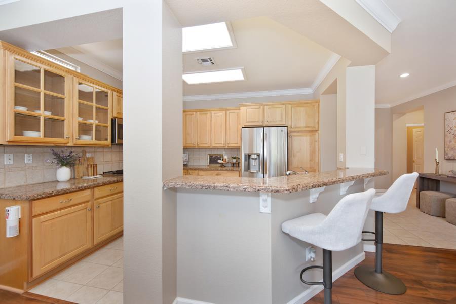 Detail Gallery Image 14 of 46 For 2054 Stonecrest Ln, Lincoln,  CA 95648 - 2 Beds | 2 Baths