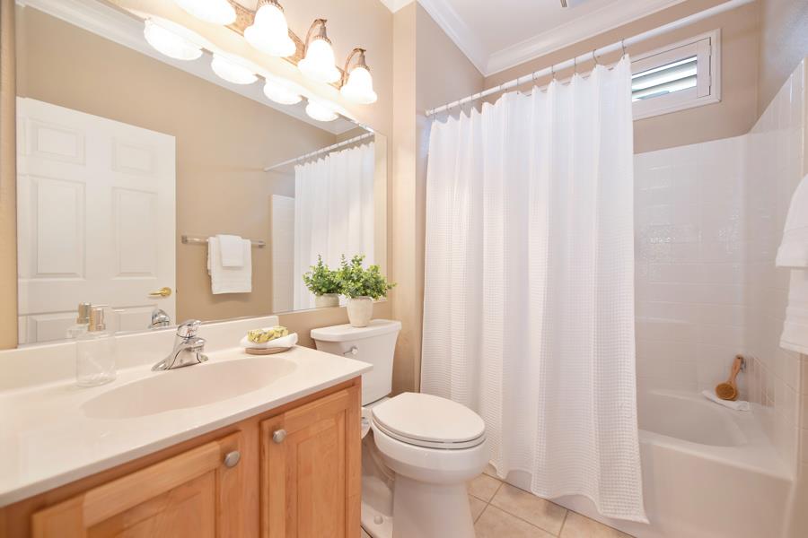 Detail Gallery Image 23 of 46 For 2054 Stonecrest Ln, Lincoln,  CA 95648 - 2 Beds | 2 Baths