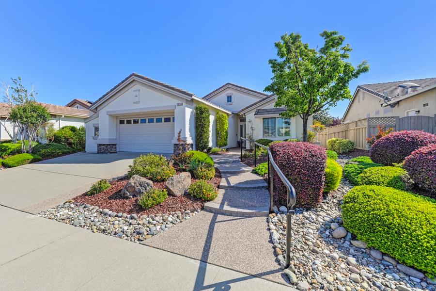 Detail Gallery Image 3 of 46 For 2054 Stonecrest Ln, Lincoln,  CA 95648 - 2 Beds | 2 Baths