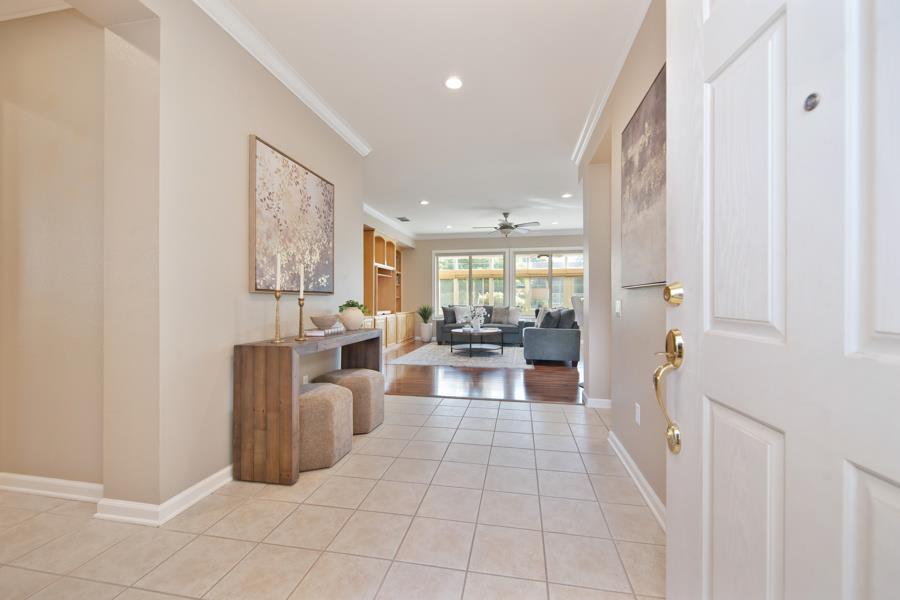 Detail Gallery Image 8 of 46 For 2054 Stonecrest Ln, Lincoln,  CA 95648 - 2 Beds | 2 Baths