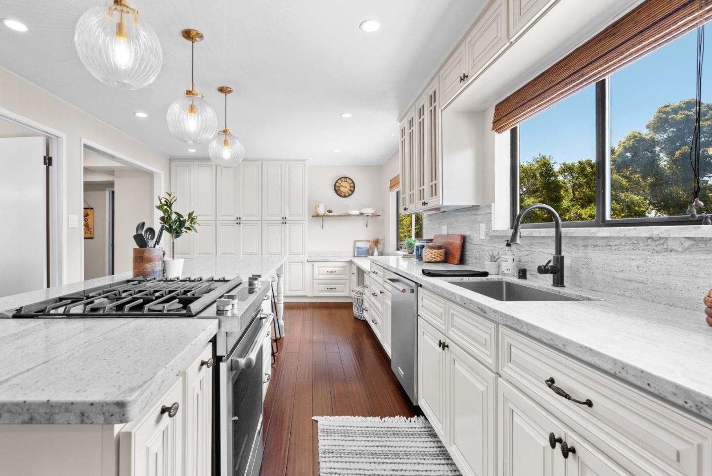 Detail Gallery Image 13 of 44 For 2175 Hames Rd, Aptos,  CA 95003 - 3 Beds | 2/1 Baths