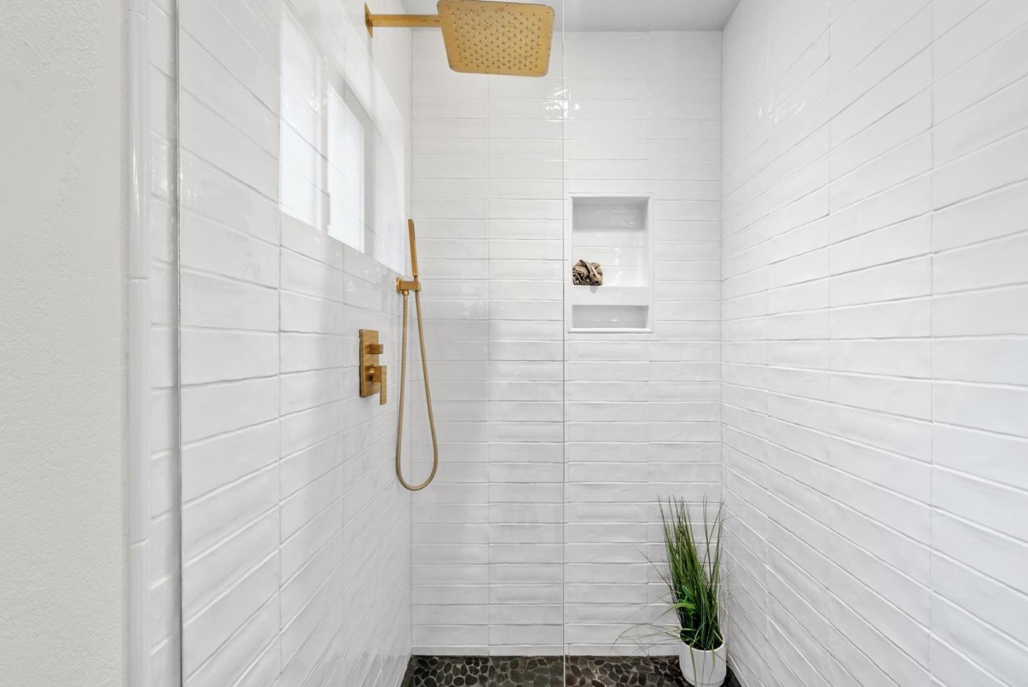 Detail Gallery Image 28 of 44 For 2175 Hames Rd, Aptos,  CA 95003 - 3 Beds | 2/1 Baths