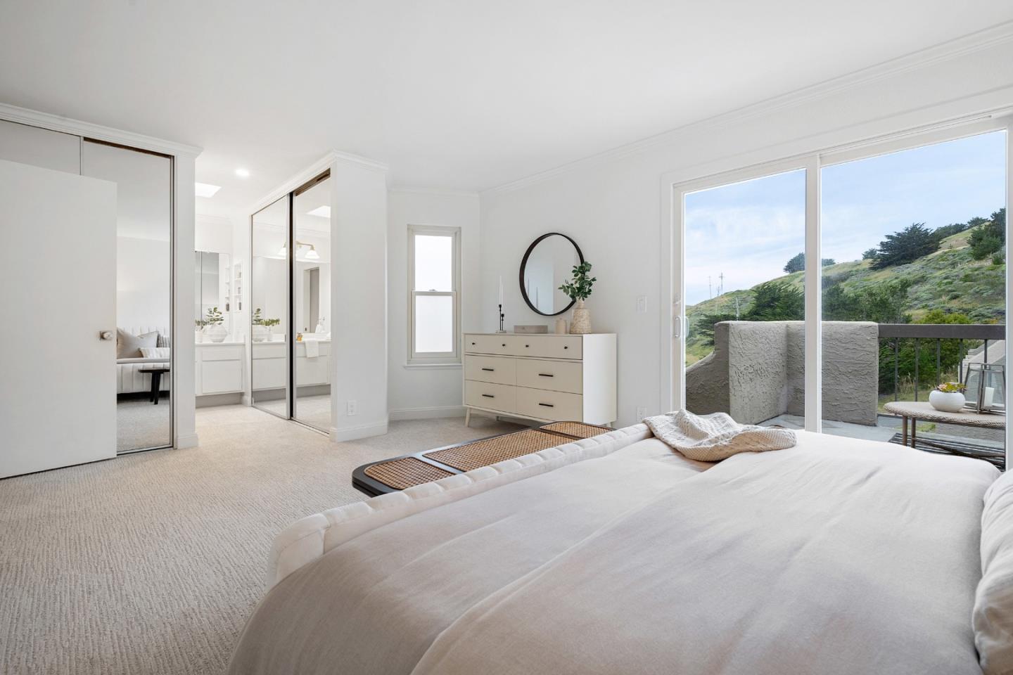 Detail Gallery Image 26 of 37 For 445 Roberts Rd, Pacifica,  CA 94044 - 2 Beds | 2 Baths