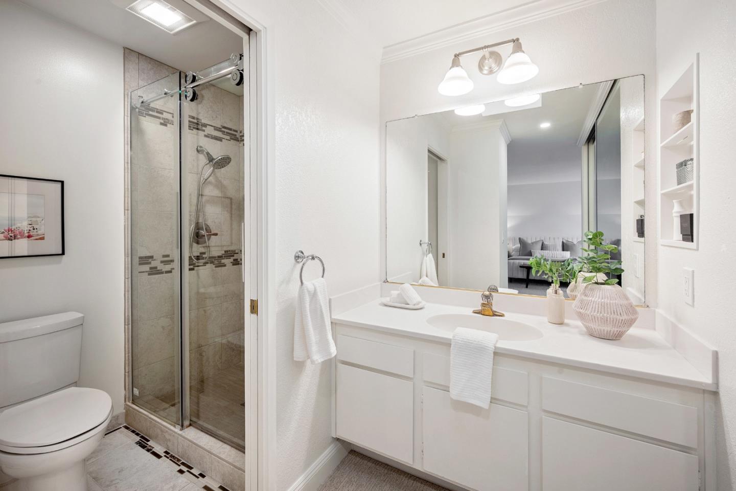 Detail Gallery Image 27 of 37 For 445 Roberts Rd, Pacifica,  CA 94044 - 2 Beds | 2 Baths