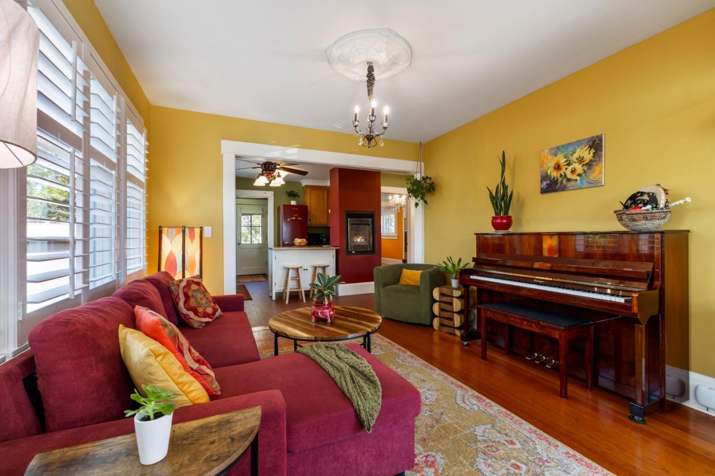 Detail Gallery Image 7 of 37 For 113 Washburn Ave, Santa Cruz,  CA 95060 - 2 Beds | 1/1 Baths