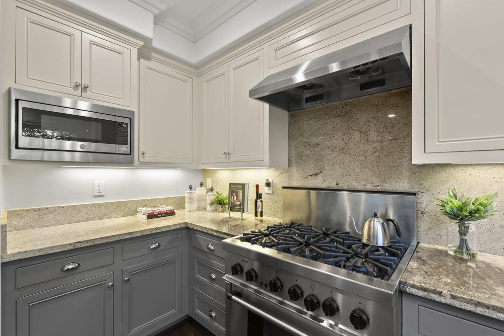 Detail Gallery Image 18 of 70 For 1246 Hoover St, Menlo Park,  CA 94025 - 3 Beds | 2/1 Baths
