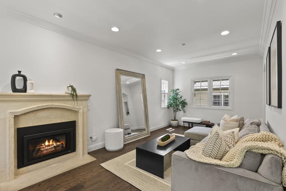 Detail Gallery Image 22 of 70 For 1246 Hoover St, Menlo Park,  CA 94025 - 3 Beds | 2/1 Baths