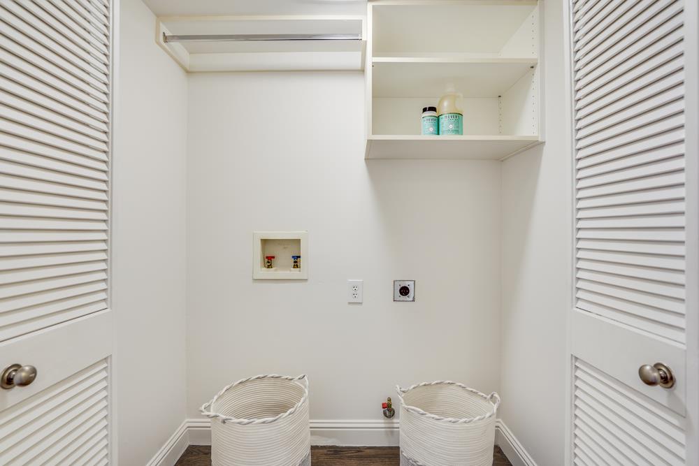 Detail Gallery Image 35 of 70 For 1246 Hoover St, Menlo Park,  CA 94025 - 3 Beds | 2/1 Baths