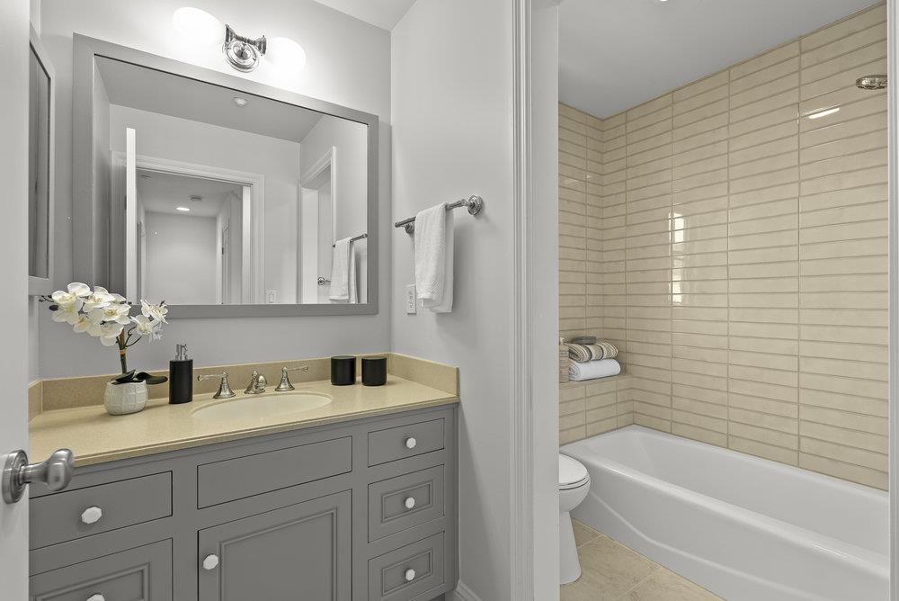 Detail Gallery Image 41 of 70 For 1246 Hoover St, Menlo Park,  CA 94025 - 3 Beds | 2/1 Baths