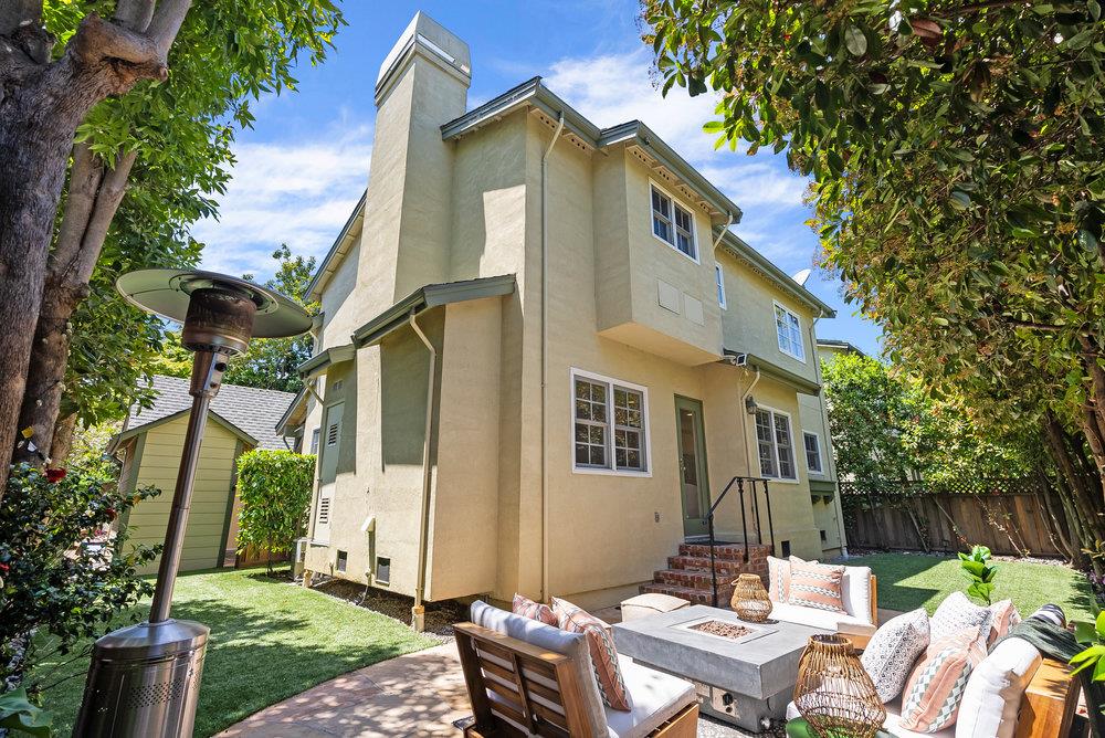 Detail Gallery Image 47 of 70 For 1246 Hoover St, Menlo Park,  CA 94025 - 3 Beds | 2/1 Baths