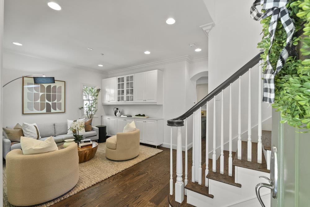 Detail Gallery Image 6 of 70 For 1246 Hoover St, Menlo Park,  CA 94025 - 3 Beds | 2/1 Baths