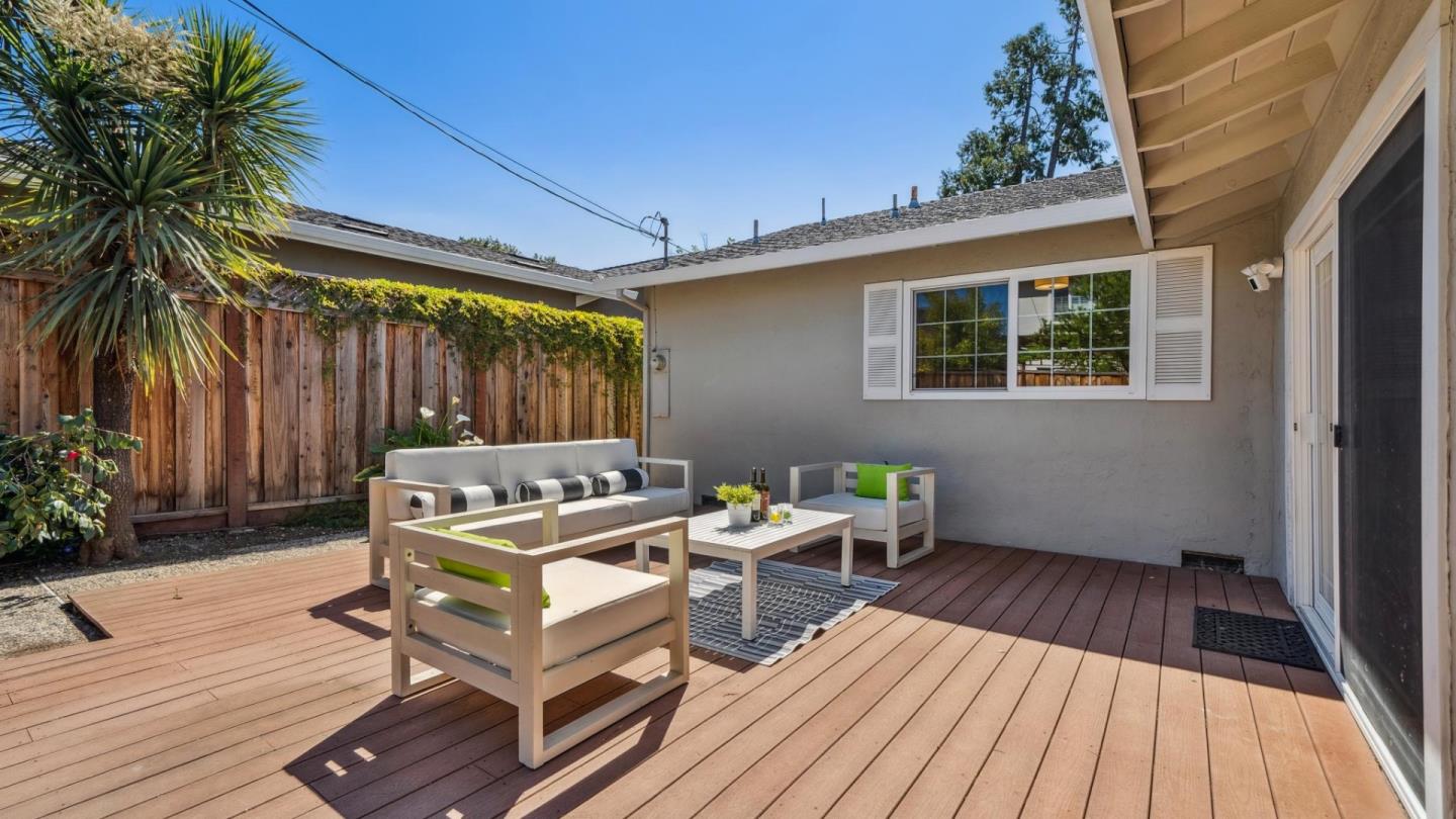 Detail Gallery Image 15 of 22 For 1354 Bing Dr, San Jose,  CA 95129 - 3 Beds | 2 Baths