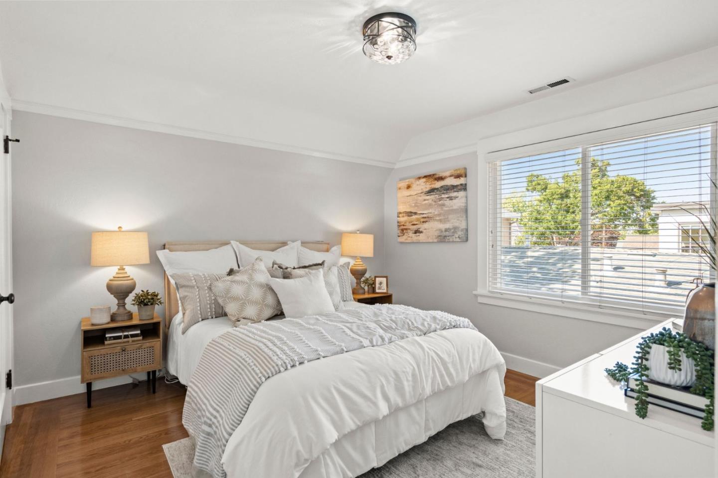Detail Gallery Image 19 of 50 For 115 12th Ave, San Mateo,  CA 94402 - 4 Beds | 2 Baths