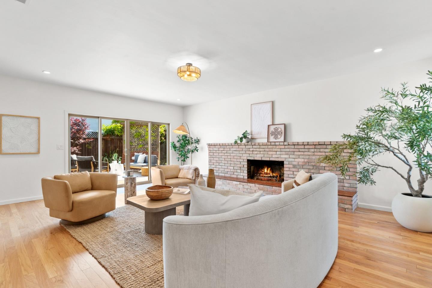 Detail Gallery Image 2 of 53 For 996 Elizabeth Dr, Santa Clara,  CA 95050 - 4 Beds | 2 Baths