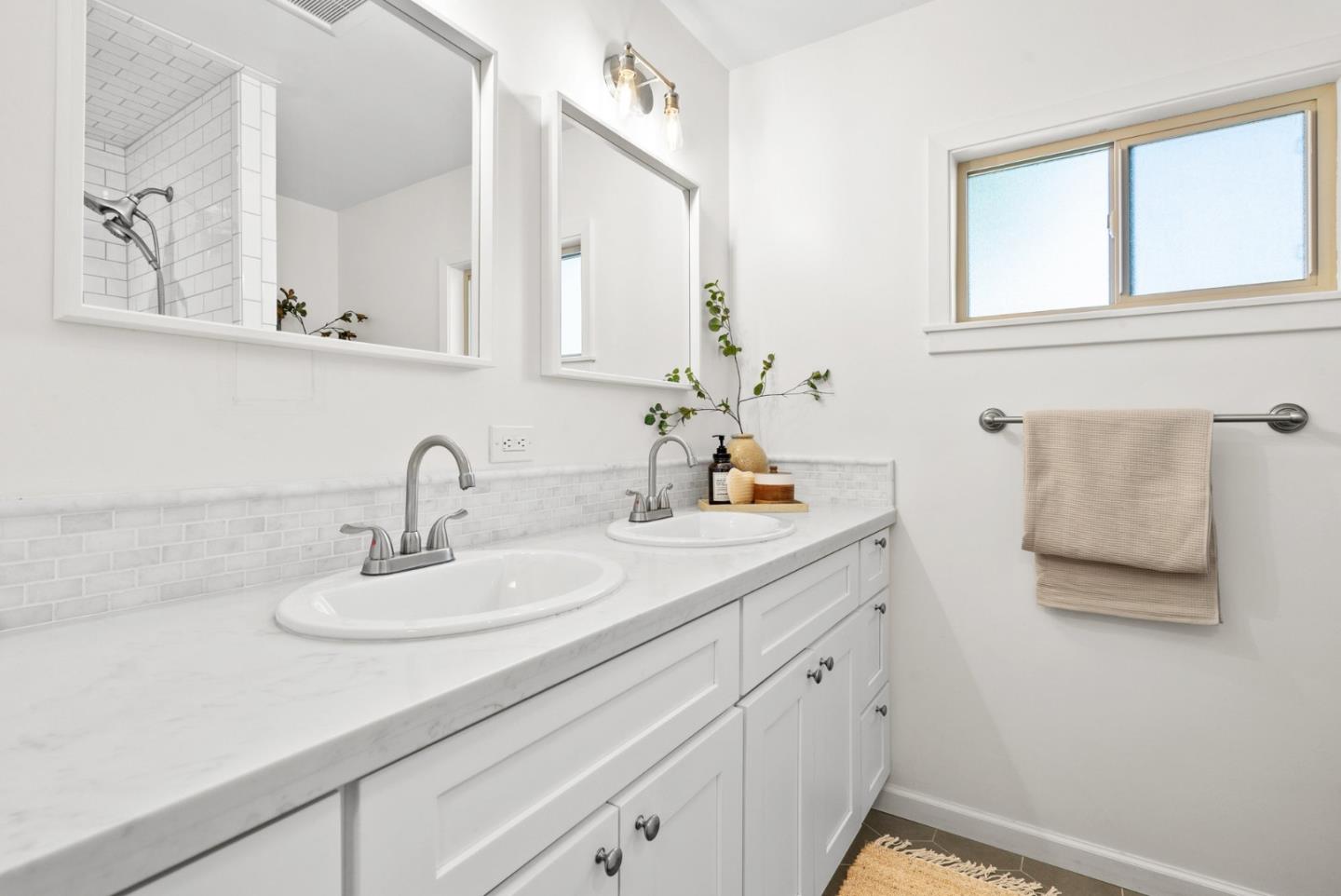 Detail Gallery Image 23 of 53 For 996 Elizabeth Dr, Santa Clara,  CA 95050 - 4 Beds | 2 Baths