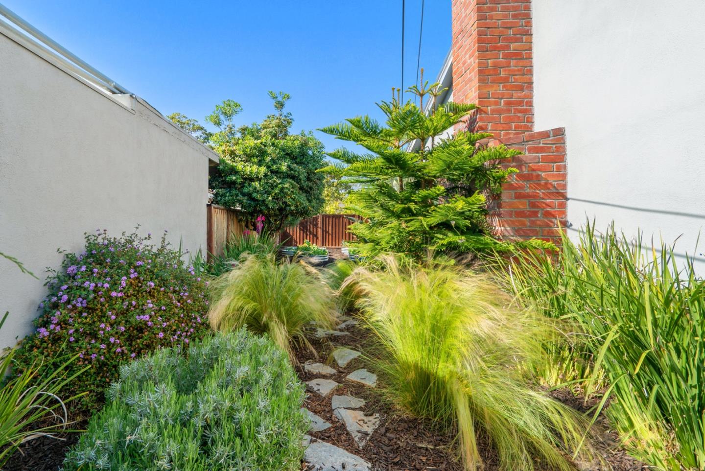 Detail Gallery Image 42 of 53 For 996 Elizabeth Dr, Santa Clara,  CA 95050 - 4 Beds | 2 Baths